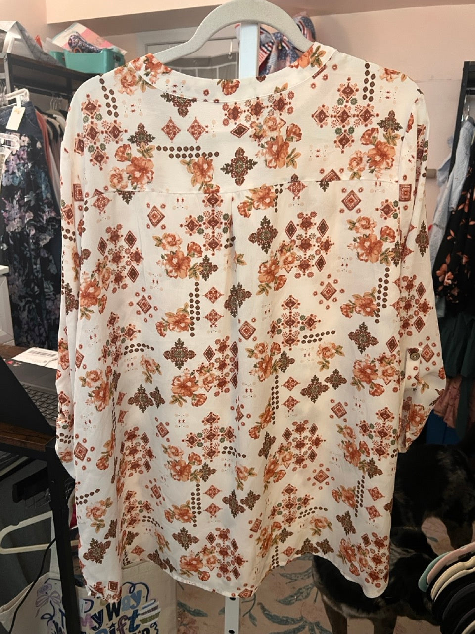 14. 3x (Fits like a 2x) Cure Ivory Printed Top