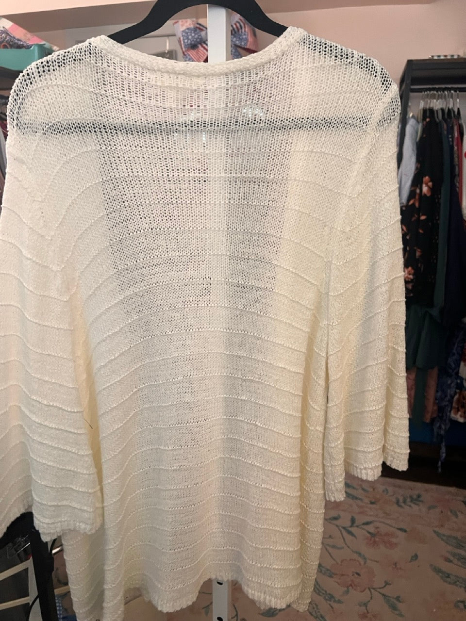 23. 1x Tera & Sky Ivory Oversized Cardigan