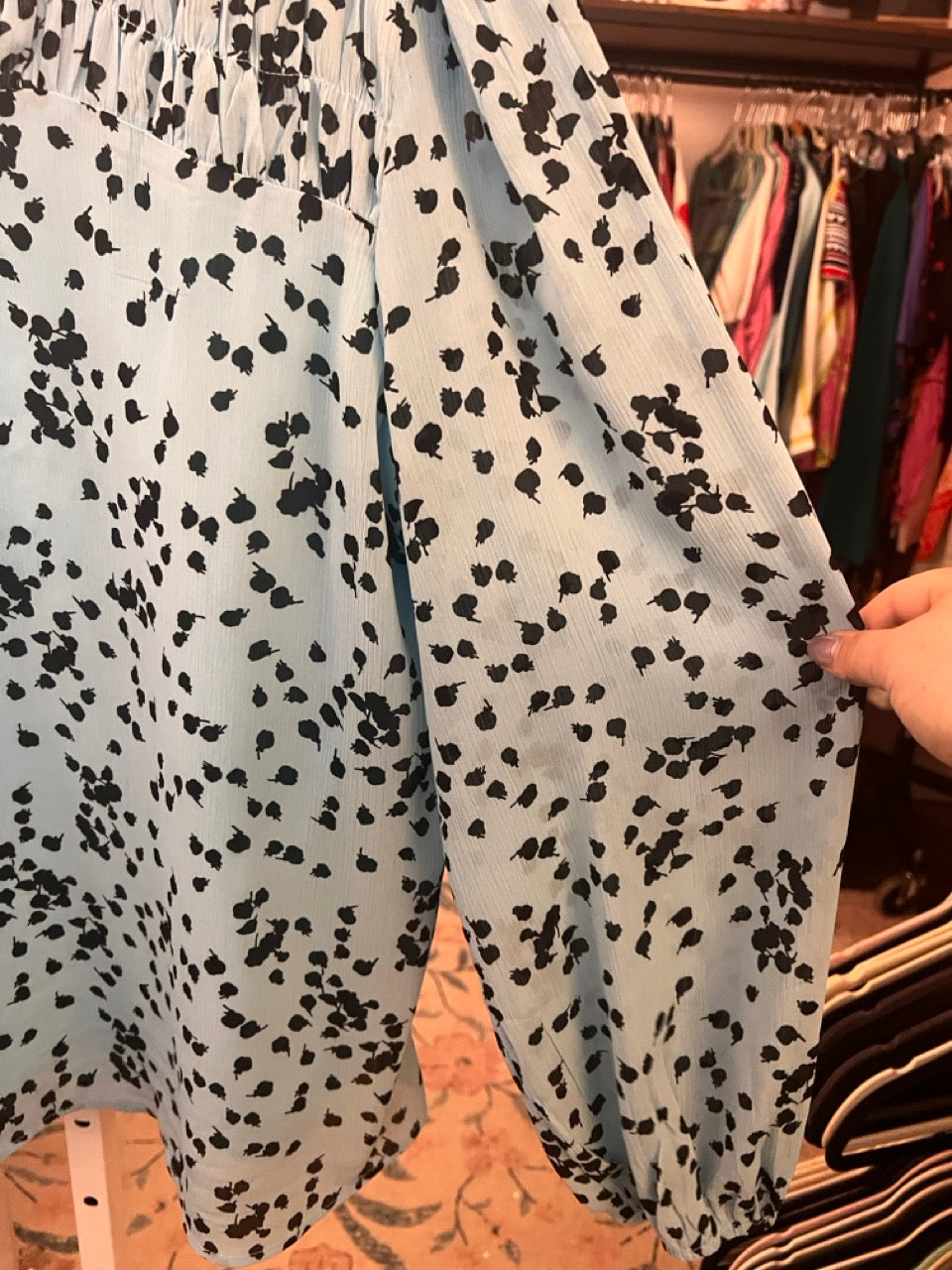 24. XL Dokotoo Blue Dot Top